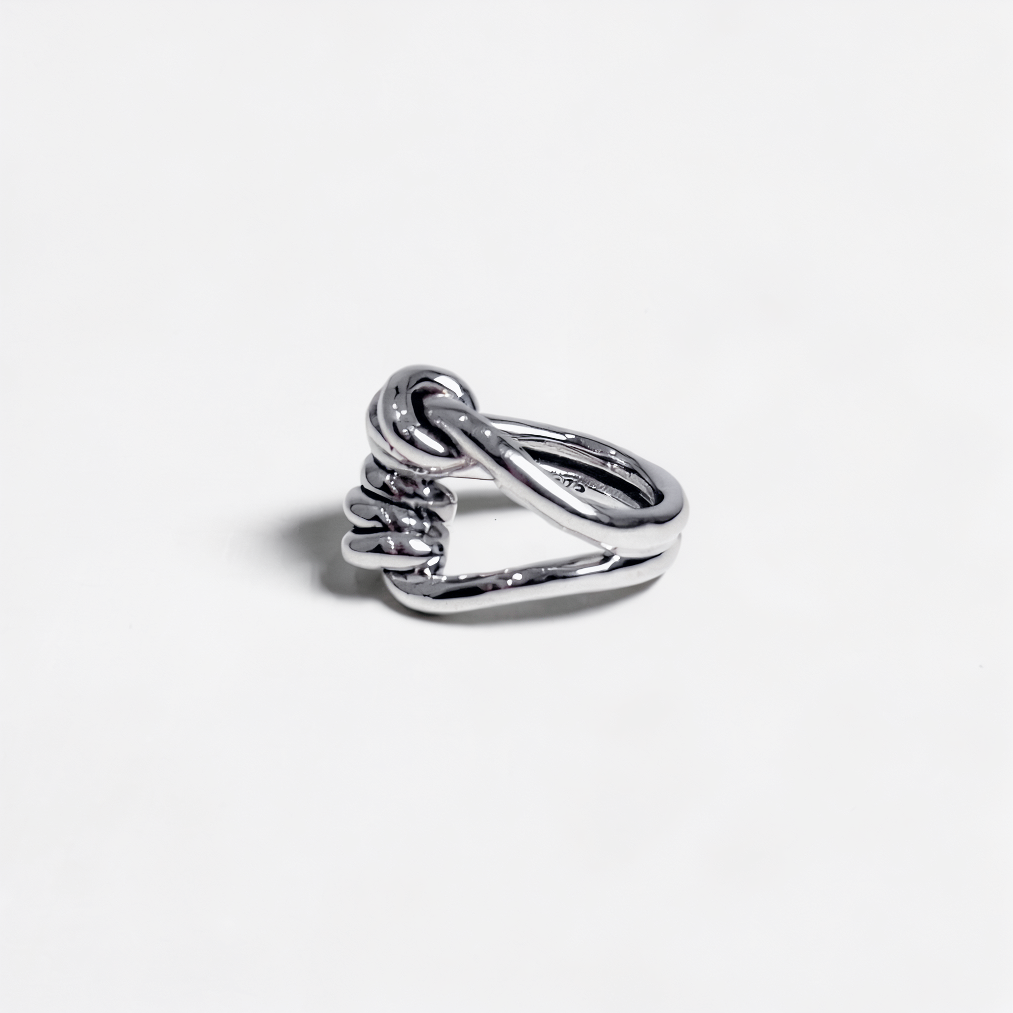 Harmonía — Anillo Hilo Enroscado en Plata 925