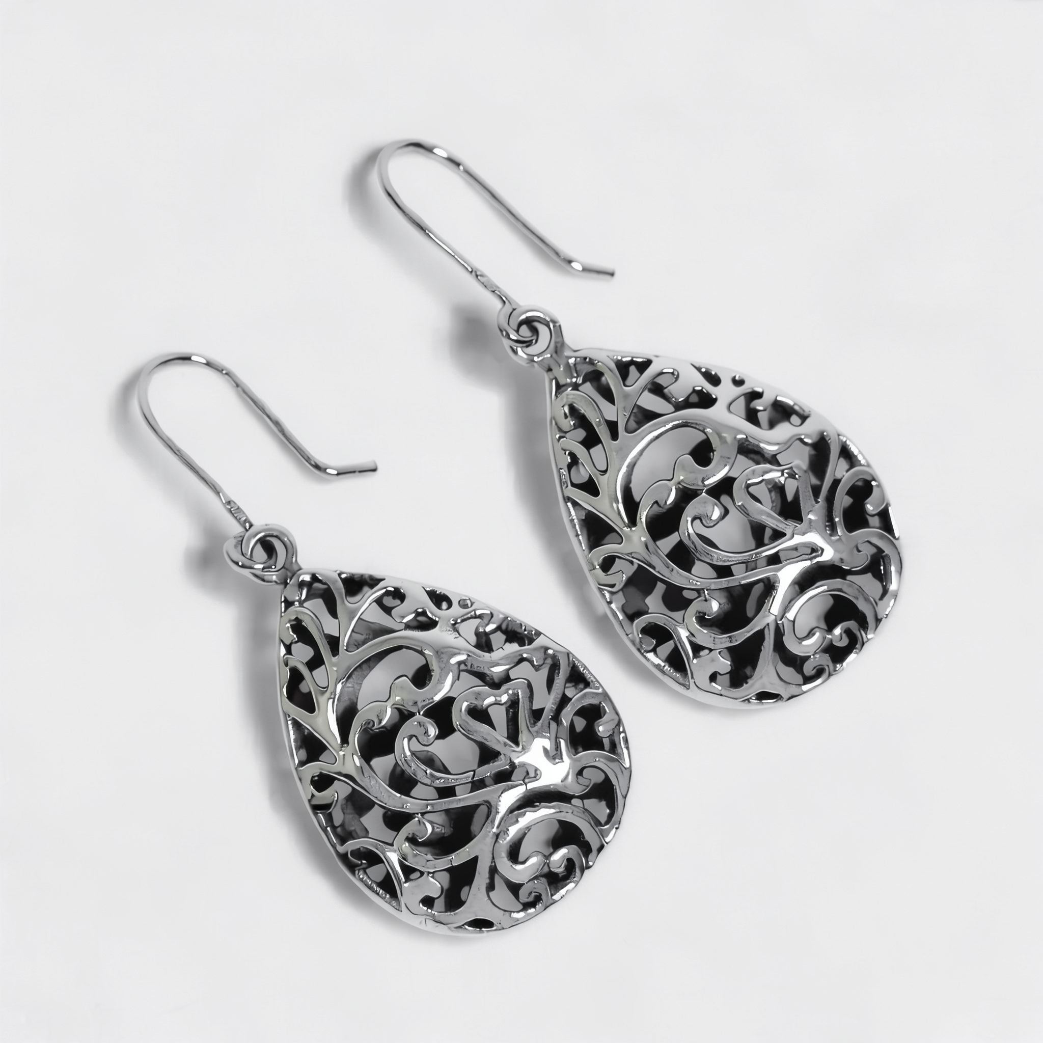 Ariadna — Aretes Filigrana Voluta en Plata 925