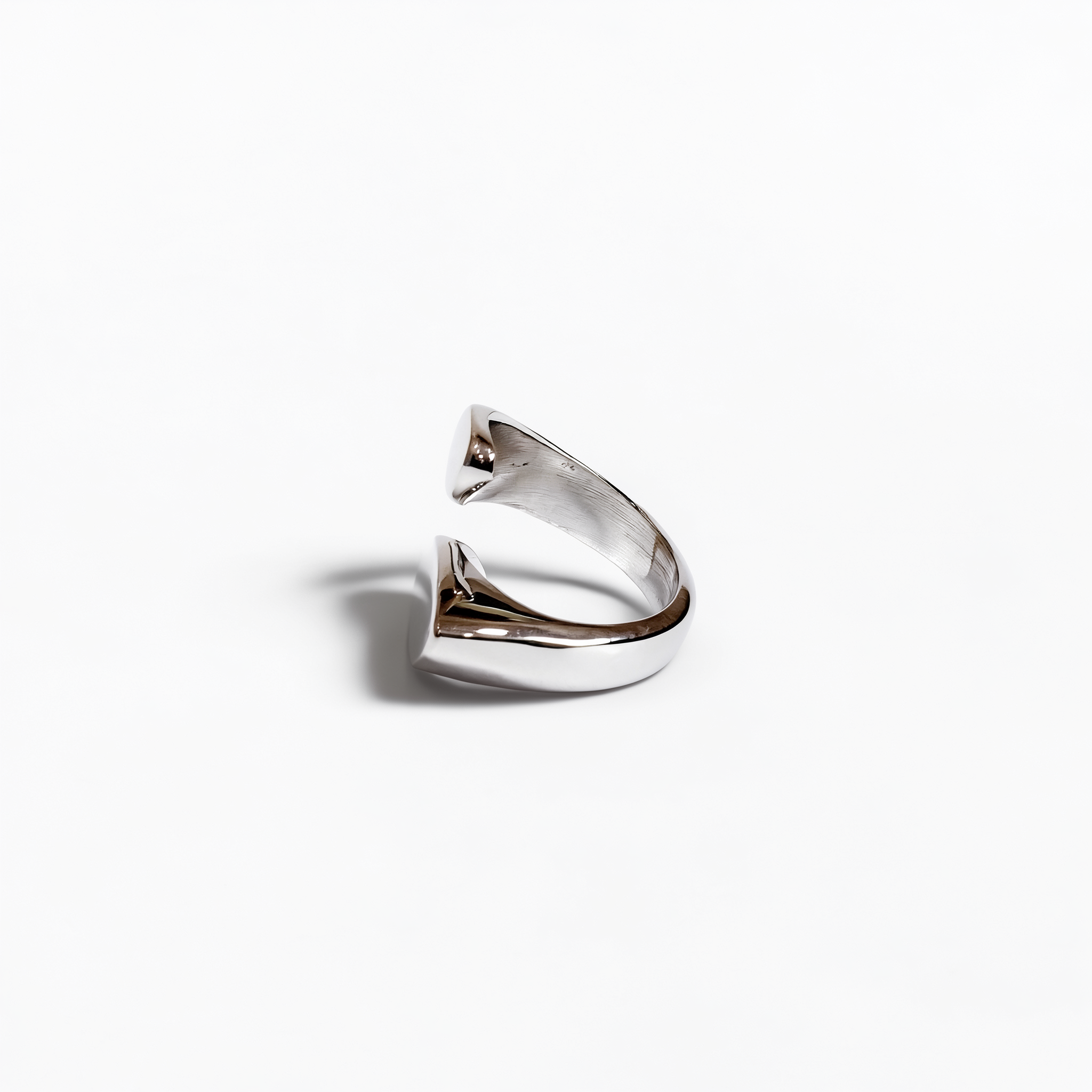 Fébe — Anillo Doble Luna en Plata 925