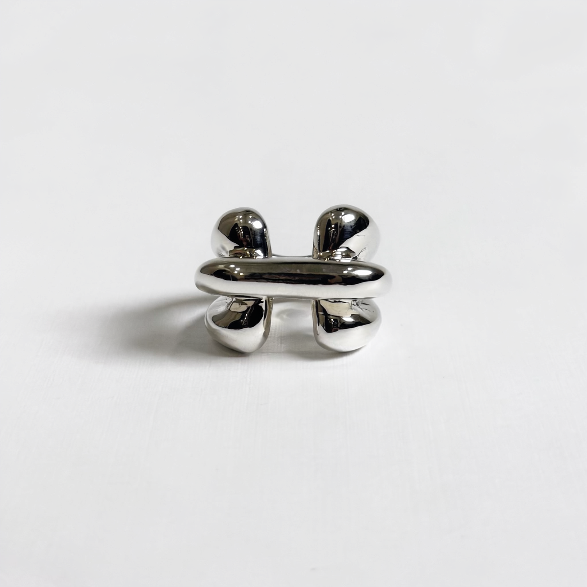 Temis — Anillo Doble Corona en Plata 925