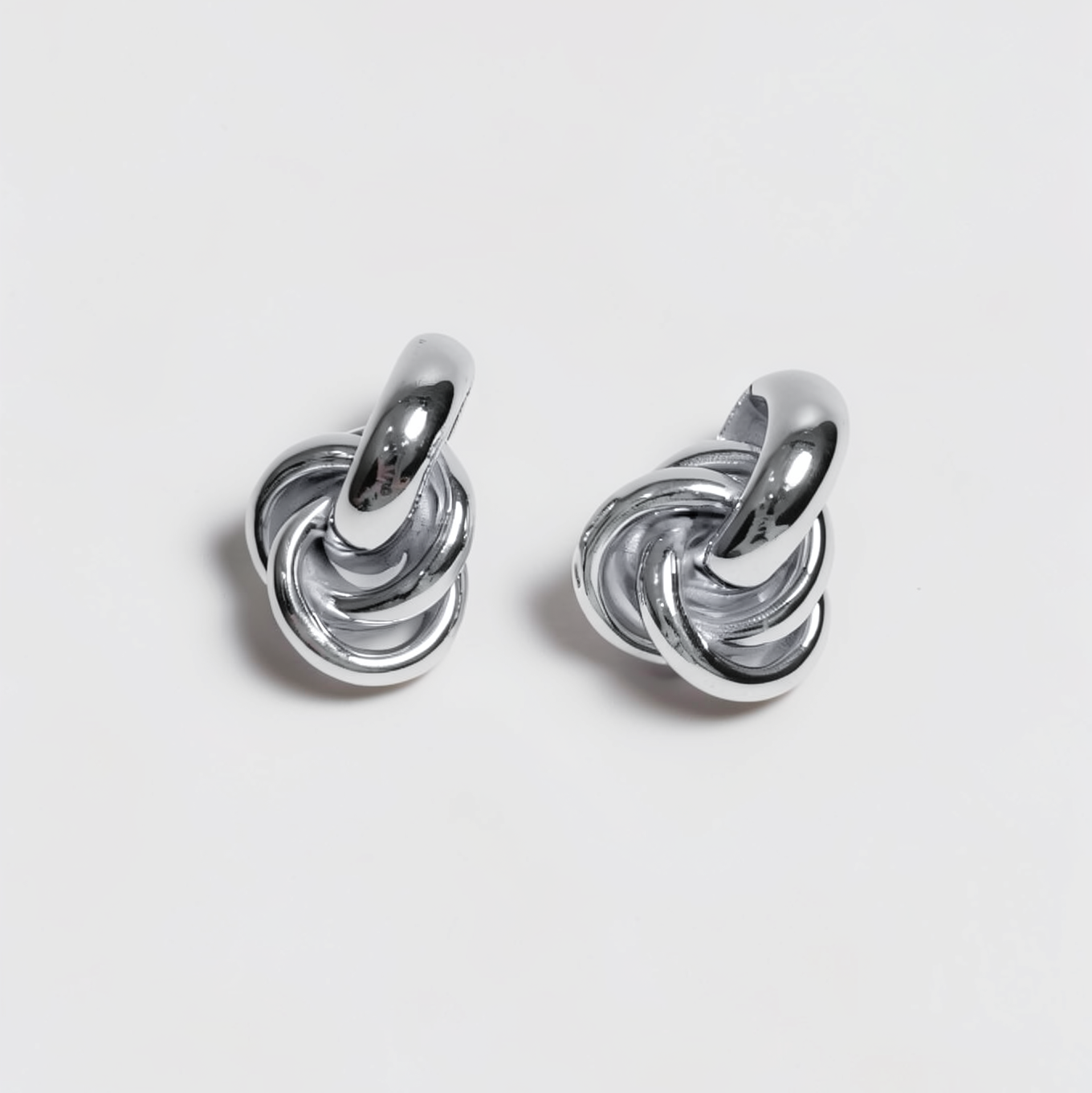 Cárites — Aretes Triple Anillo en Plata 925