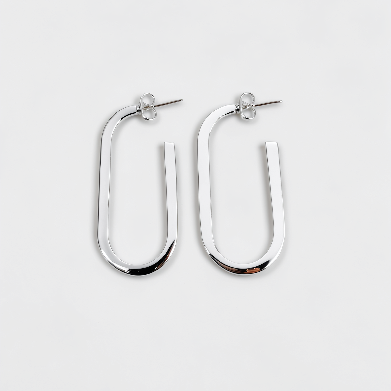 Pegaso — Aretes U Geométrica en Plata 925